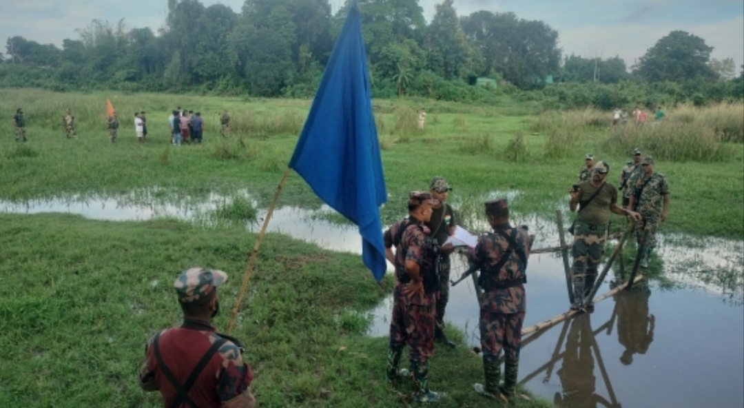 ব্রাহ্মণবাড়িয়ার আখাউড়ায় নি/হ/ত শাকিলের মৃ/ত/দে/হ বিজিবির কাছে হস্তান্তর করলেন বিএসএফ
